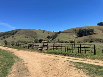 Fazenda com 2 quartos, 2.553.500 m², à venda por R$ 5.800.000- Lorena - Lorena/SP