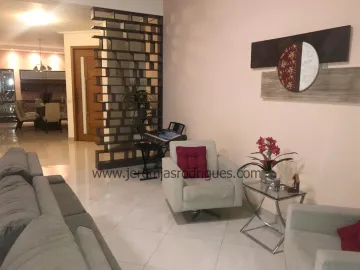 Casa com 3 quartos, 300 m² - Condomínio Residencial Pinheiros - Caçapava/SP