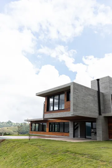 Casa com 4 suítes, à venda por R$ 4.900.000,00 - Condomínio Iporanga - Campos do Jordão/SP