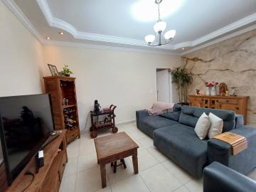 Alugar Casa / Padrão em Pindamonhangaba. apenas R$ 550.000,00