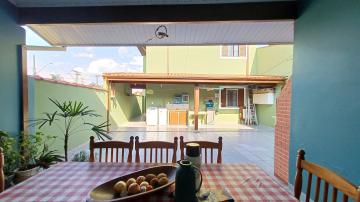 Casa com 4 dormitórios, 241 m² - Campo Alegre - Pindamonhangaba/SP