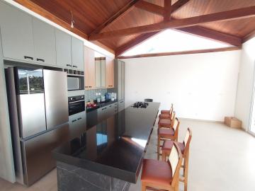 Casa com 4 suítes, 327 m² - Alto do Capivari - Campos do Jordão/SP