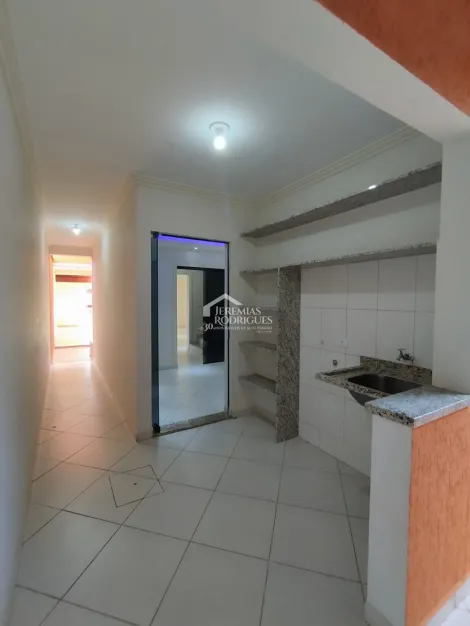 Casa com 3 dormitórios, 220 m² - Alto do Cardoso - Pindamonhangaba/SP