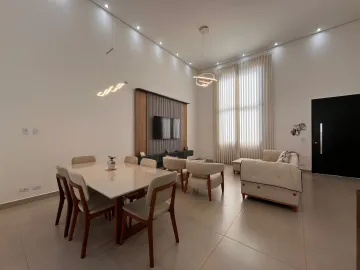 Casa com 3 dormitórios, 209 m² - Condomínio Parque das Araucárias - Tremembé/SP