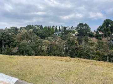 Terreno com 1.346 m² - Condomínio Reserva Figueiredo - Campos do Jordão/SP.