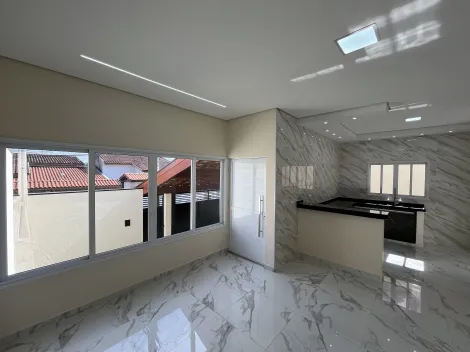 Casa com 3 dormitórios, 250,00 m² - Vila Suíça - Pindamonhangaba/SP.